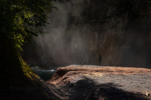 【３】片品村へ　た：滝は吹割 片品渓谷（上毛かるた）