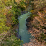 天然の要害、秋深まりゆく吾妻峡①