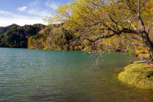 【５】片品村へ　日本屈指の透明度　紅葉の菅沼