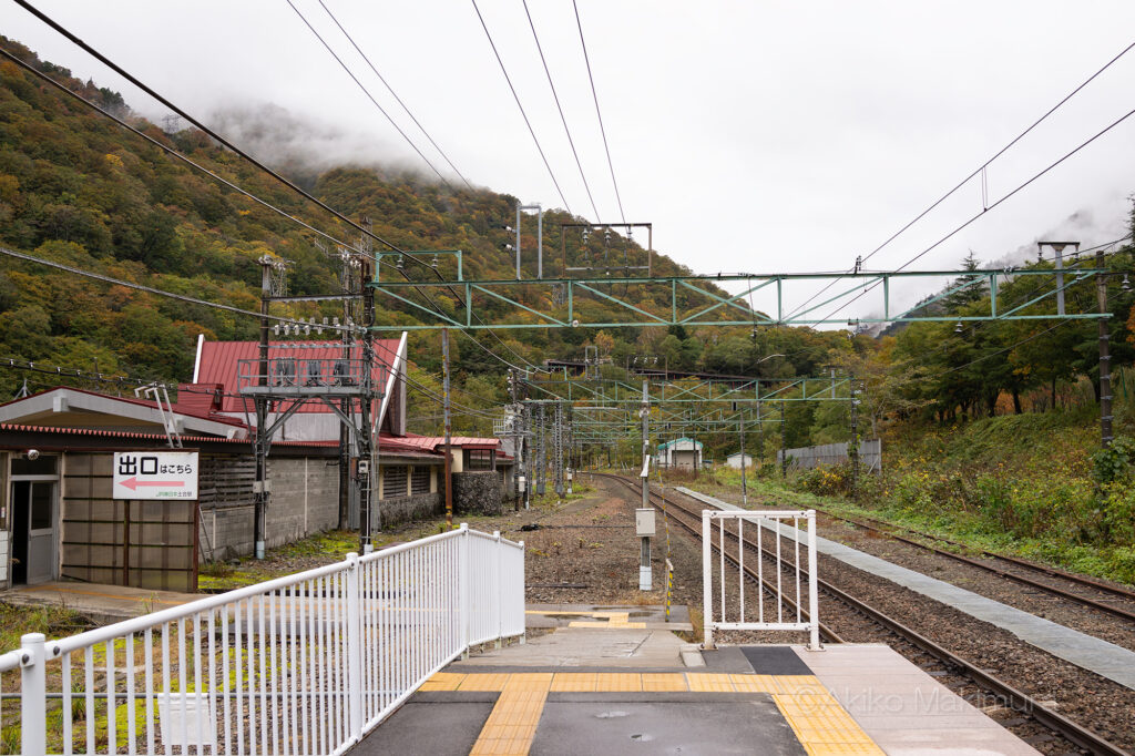 上越線土合駅の上りホーム。無人駅です