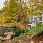 手作りいかだで初めて実感するバットレスの威容　〜丸沼ダム〜