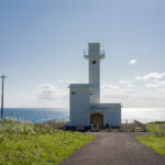 癒しオーラも放つ四角い灯台　チゴキ埼灯台へいらっしゃい　