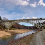 白いバランストアーチが眩しい5代目「晩翠橋」