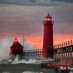 【湖の灯台】じりじり延びるミシガン湖の桟橋と、移動する灯台と霧笛小屋【なぜその位置に編】