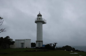 「雨の中、よく来たね」と言ってくれた梶取埼灯台